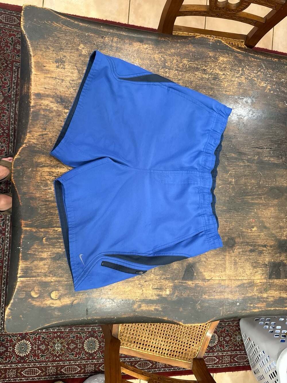 Nike Men's Size L Blue Dri-FIT Stride 5" Hybrid Running Shorts with Zip Pocket